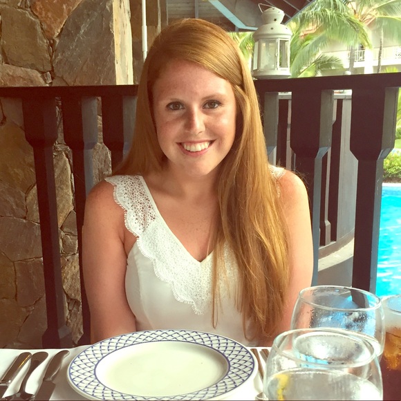 Meet your Posher, Tarah - Picture 1 of 1